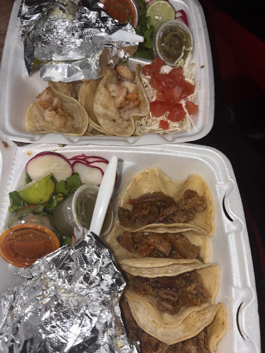Tacos Al Vapor La Guerita Photo 3